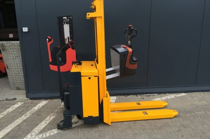 Штабелер электрический JUNGHEINRICH 1, 25т 2, 9м- фото № 3