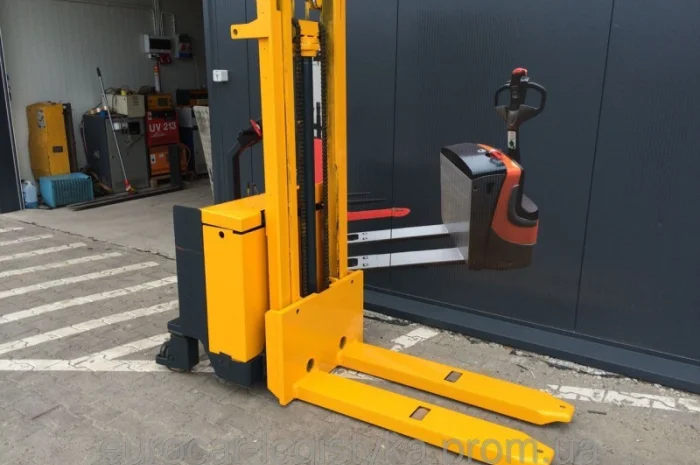 Штабелер электрический JUNGHEINRICH 1, 25т 2, 9м- фото № 5