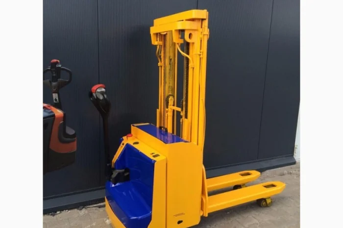 Штабелер электрический STOCKLING 2009р 1, 6т 3, 9м-висота підйому- фото № 2