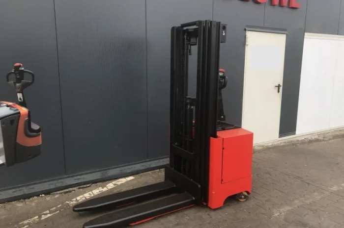 Штабелер электрический поводковый Manitou1, 6 т 4.2 м- фото № 8