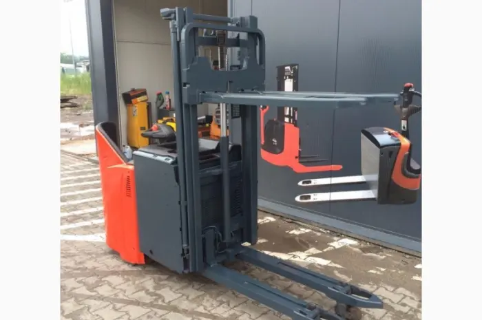 Штабелер LINDE L 12 HP 1, 2т 2.9м 2009р- фото № 3