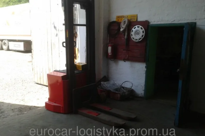 Электрический самоходный штабелер MANITOU 2т 3, 8м-висота подй- фото № 1