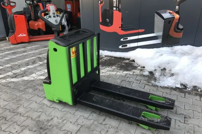 Штабелер электрический Pramag 1, 0т 0.79м-высота подйома Гарантия- фото № 3
