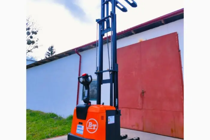 Штабелер електричний Нова АКБ 796 Toyota BT SPE125 1, 25t 4090mm- фото № 2