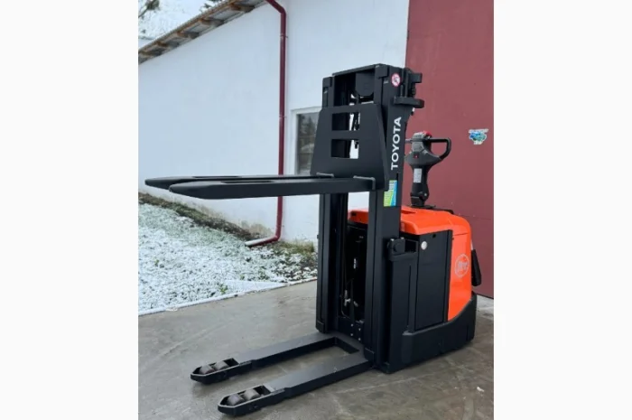 Навантажувач Електро Штабелер 1138 Toyota BT SPE 160 1, 6t 3.76cm- фото № 1