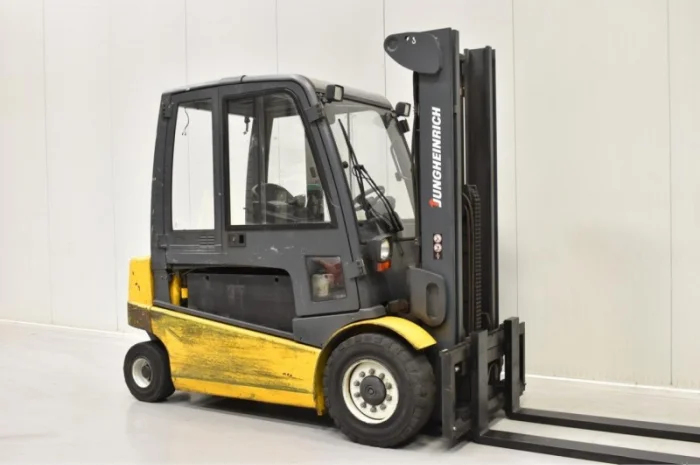 Вилочный погрузчик Jungheinrich EFG 540- фото № 1