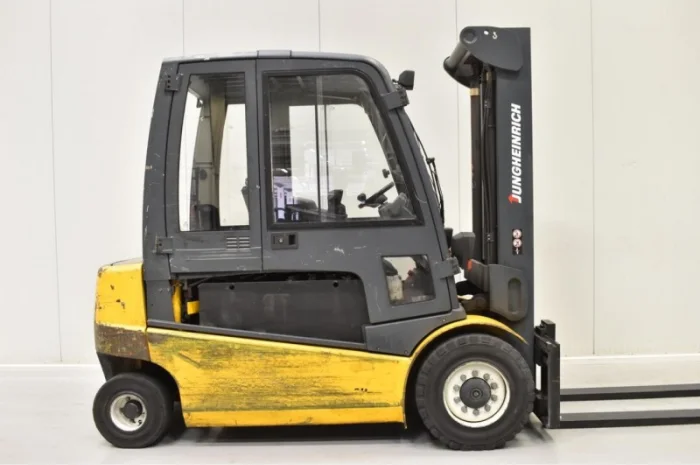 Вилочный погрузчик Jungheinrich EFG 540- фото № 2