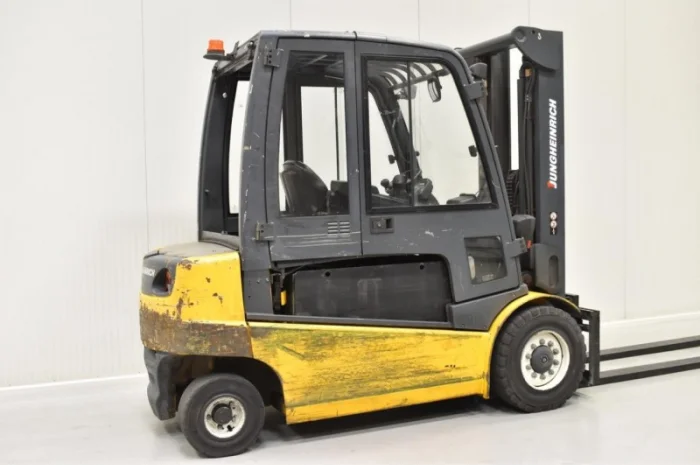 Вилочный погрузчик Jungheinrich EFG 540- фото № 3