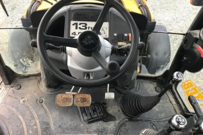 Экскаватор погрузчик JCB 3CX 2006 года- фото № 10