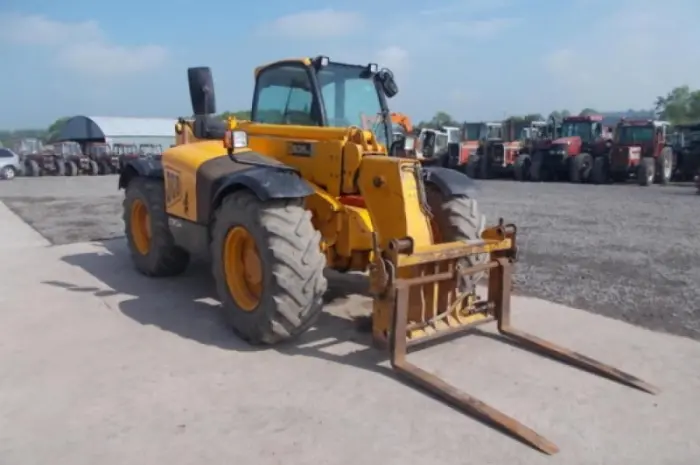 Телескопический погрузчик JCB 535-95 2004 года- фото № 5