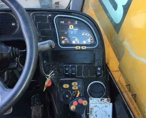 Телескопический погрузчик JCB 531-70 2014 года- фото № 2