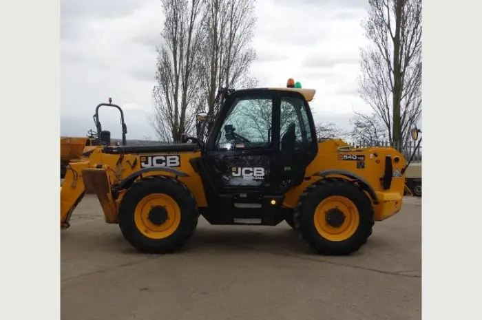 Телескопический погрузчик JCB 540-140 в Киеве- фото № 1
