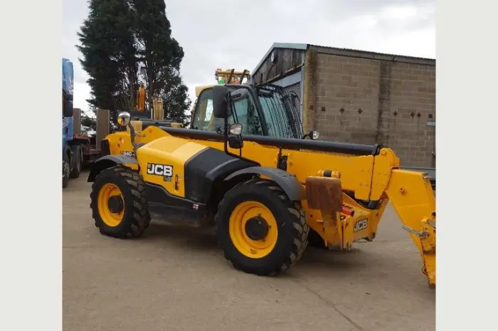 Телескопический погрузчик JCB 540-140 в Киеве- фото № 5