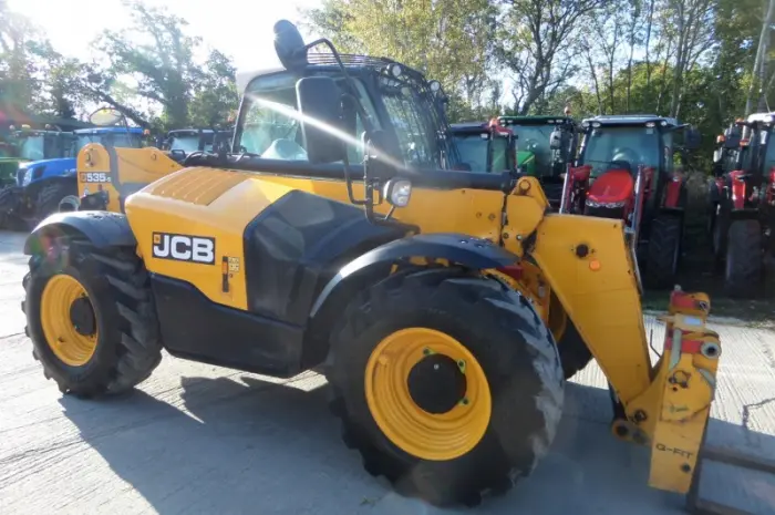 Телескопический погрузчик JCB 535-95 2015 года- фото № 2