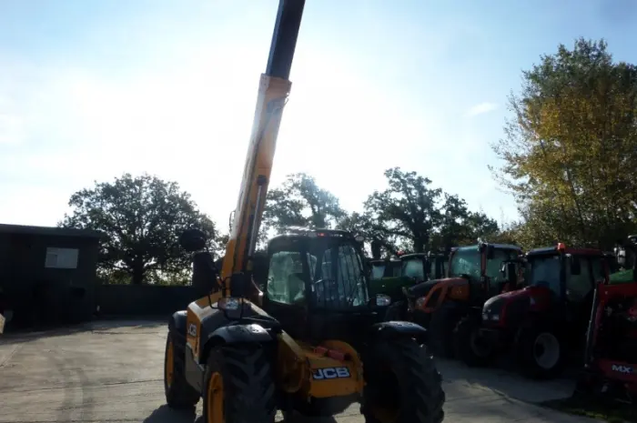 Телескопический погрузчик JCB 535-95 2015 года- фото № 9