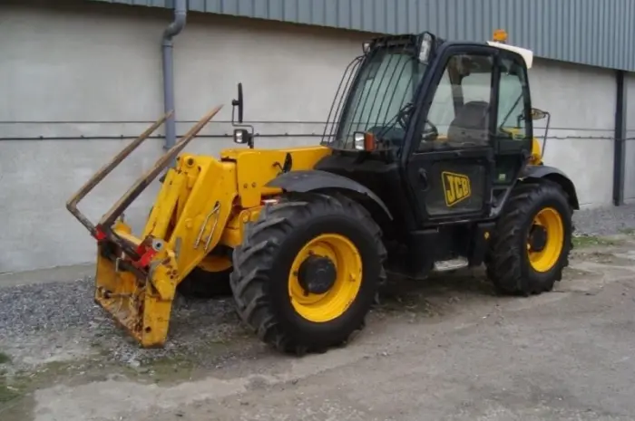 Телескопический погрузчик JCB 531-70 2008 года- фото № 1
