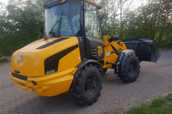 Фронтальный погрузчик JCB 406 2008 года- фото № 2
