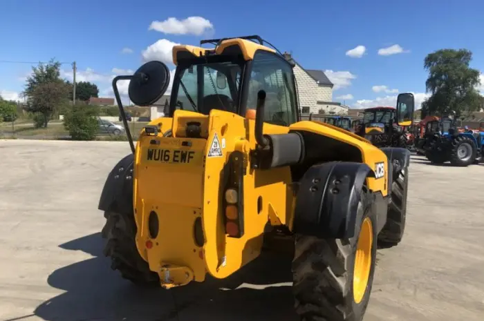 Телескопический погрузчик JCB 531-70 2015 года- фото № 7