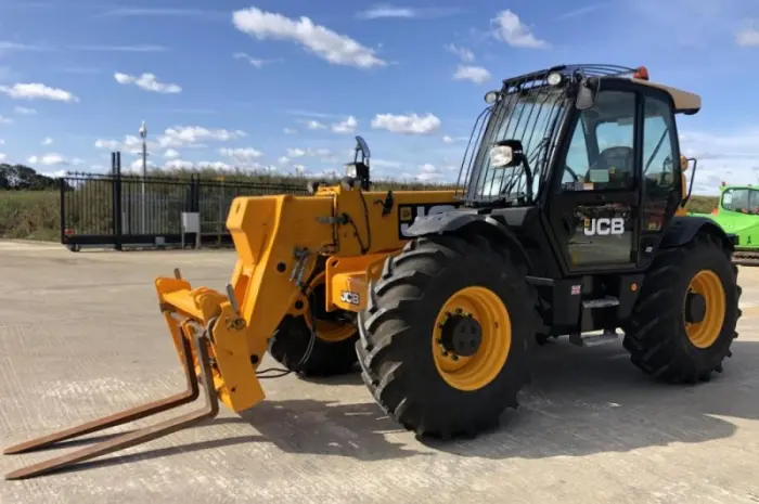 Телескопический погрузчик JCB 550-80 Agri Plus- фото № 1