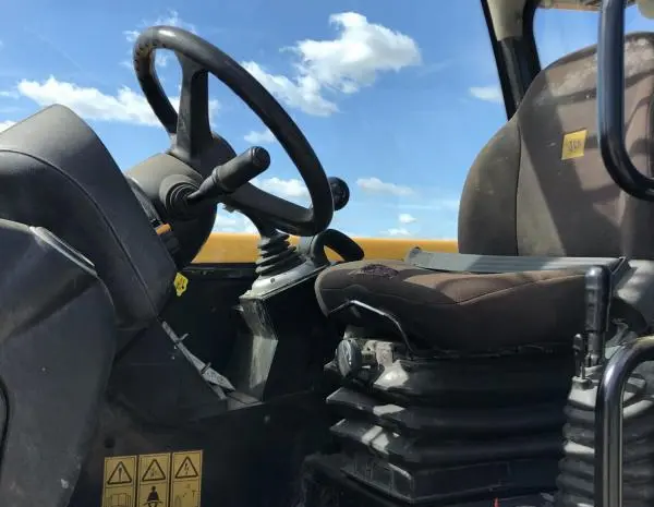 Телескопический погрузчик JCB 550-80 Agri Plus- фото № 2