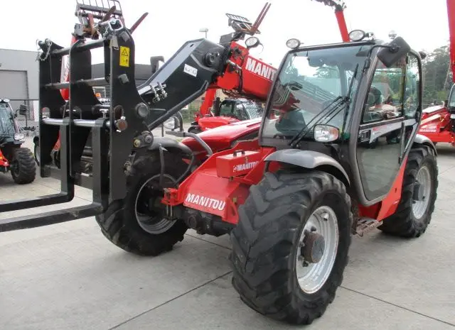 Телескопический погрузчик Manitou MLT 634-120 LSU. Строительная техника б/у- фото № 1