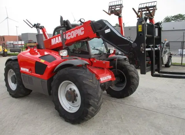 Телескопический погрузчик Manitou MLT 634-120 LSU. Строительная техника б/у- фото № 3