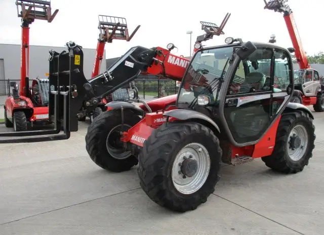Телескопический погрузчик Manitou MLT 634-120 LSU. Строительная техника б/у- фото № 13