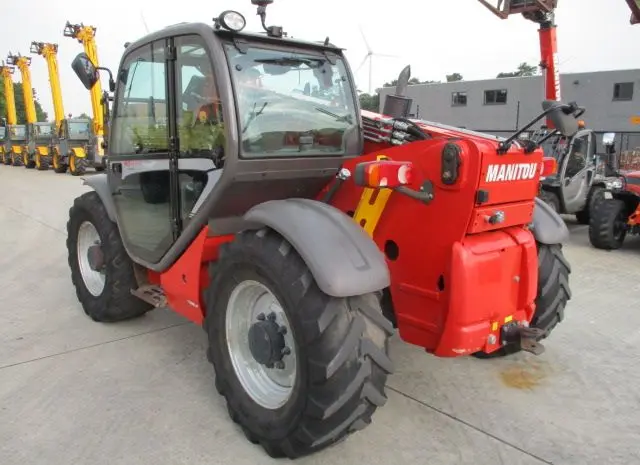 Телескопический погрузчик Manitou MLT 634-120 LSU. Строительная техника б/у- фото № 12