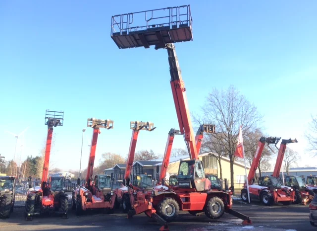 Телескопический роторный погрузчик Manitou MRT 2540 TURBO- фото № 1