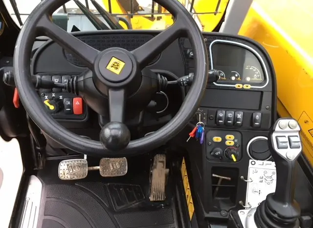 Телескопічний погрузчик JCB 540-200 в Україні- фото № 7