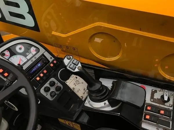 Телескопический погрузчик JCB 531-70 AGRI SUPER. Спецтехника б/у- фото № 4