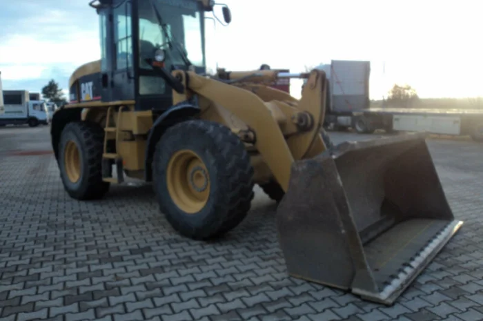 Фронтальный погрузчик CAT 924 G- фото № 1