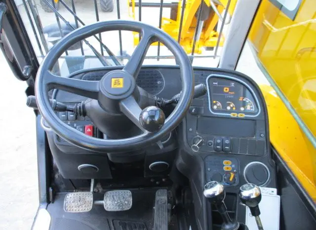 Телескопічний погрузчик JCB 535-95 в Україні- фото № 6