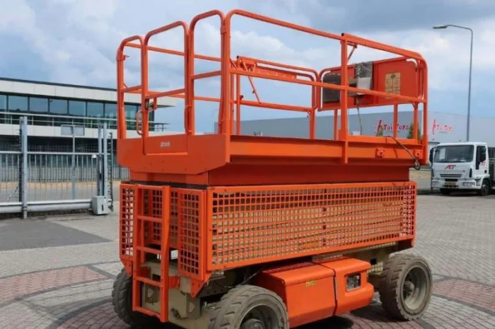 Ножничный подъемник JLG 4069LE в Украине- фото № 3