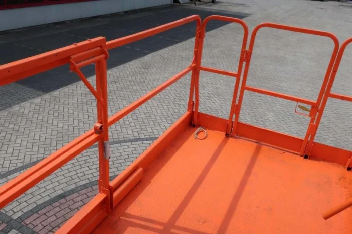 Ножничный подъемник JLG 4069LE в Украине- фото № 5