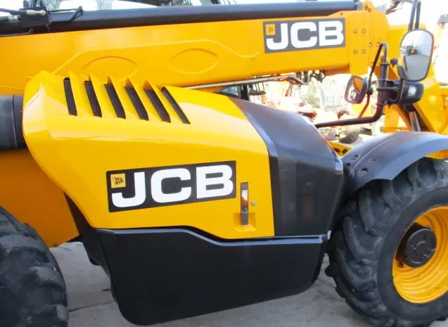 Телескопический погрузчик JCB. Телескопический погрузчик JCB 535-95- фото № 10