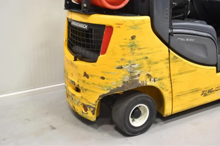 Вилочный погрузчик Jungheinrich TFG 320 S. Газовый погрузчик б/у- фото № 10