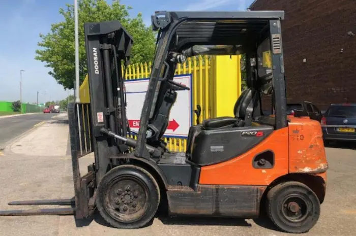 Вилочный погрузчик Doosan D25S-5. Вилочный погрузчик б/у- фото № 3
