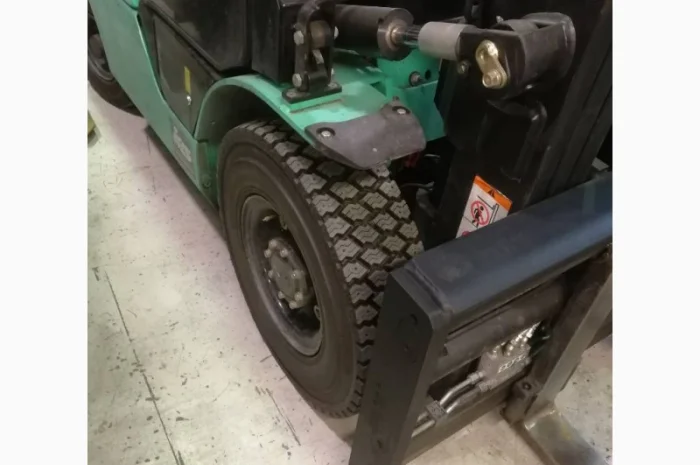 Газовый погрузчик Mitsubishi FG25N- фото № 3