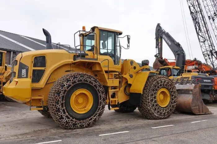 Фронтальный погрузчик Volvo L220G- фото № 2