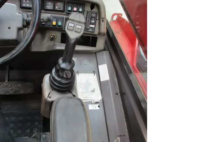 Спецтехника. Телескопический погрузчик Manitou MLT 845 120 LSU- фото № 16