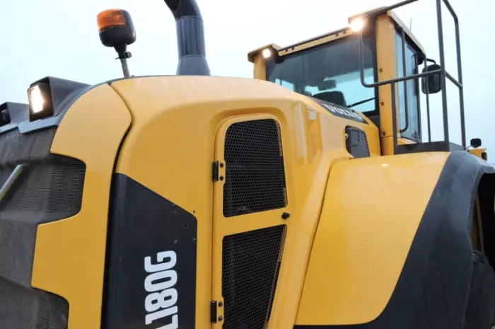 Фронтальный погрузчик Volvo L180G- фото № 3