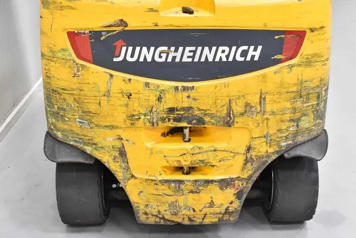 Вилочный погрузчик Jungheinrich EFG S 30 2015 года- фото № 8
