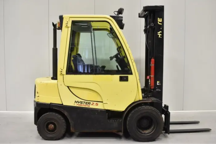 Вилочный погрузчик Hyster H 2.5 FT. Спецтехника б/у- фото № 2