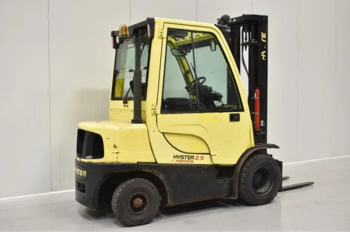 Вилочный погрузчик Hyster H 2.5 FT. Спецтехника б/у- фото № 3