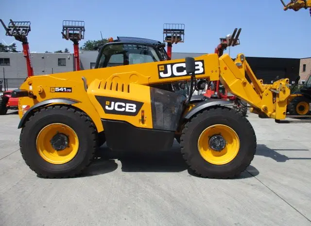 Телескопический погрузчик JCB 541-70 WasteMaster- фото № 9
