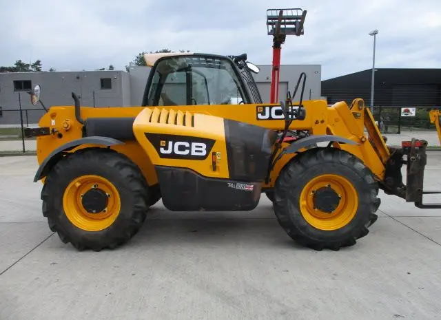 Телескопический погрузчик JCB 531-70. Погрузчик телескопический- фото № 14