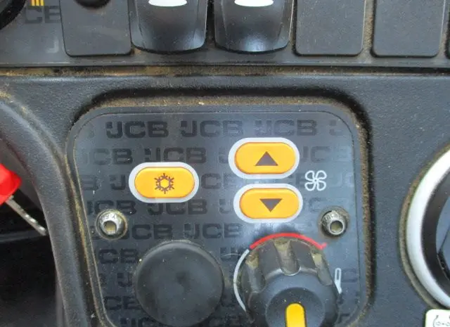 Телескопический погрузчик. Телескопический погрузчик JCB 535-95- фото № 16