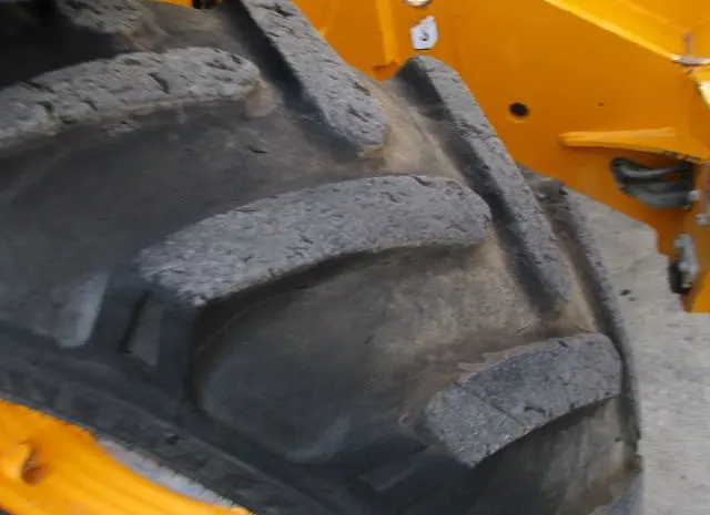 Телескопический погрузчик JCB 533-105. Спецтехника- фото № 12