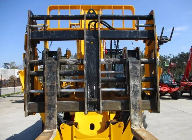 Телескопический погрузчик JCB 540-200. Спецтехника б/у- фото № 9